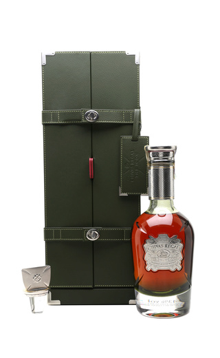 фото виски Chivas Regal The Icon 0,7 л