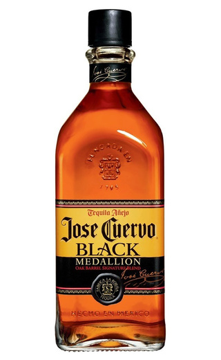 фото текила Jose Cuervo Black Medallion 0,7 л