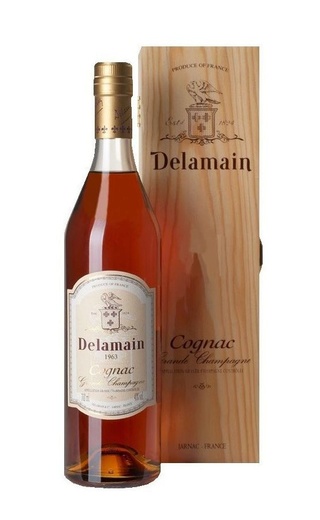 Коньяк Delamain Vintage 1963 цена 0,7 л в деревянном ящике 118292