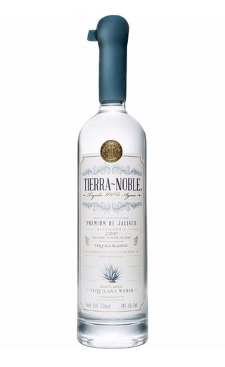 фото текила Tierra Noble Blanco 0,75 л