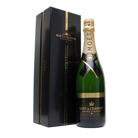 Шампанское Moet & Chandon Brut Vintage 2003 цена 0,75 л в коробке 7495 ...