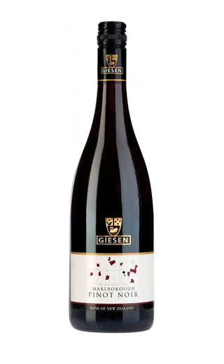 фото вино Giesen Pinot Noir 2018 0,75 л