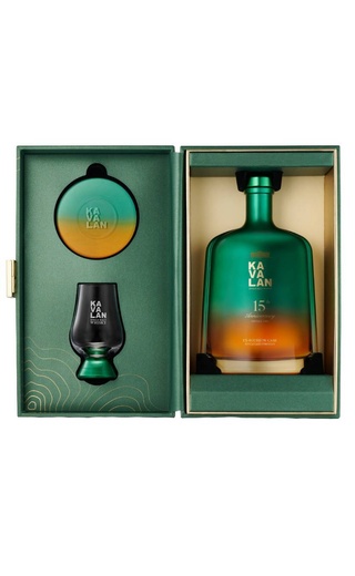 фото виски Kavalan 15 th Anniversary Vintage 2009 Ex Bourbon Cask 0,75 л