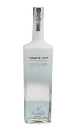 Водка АМГ 0,7 л