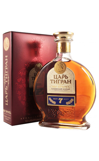 Коньяк Царь Тигран 7 лет 0,7 л