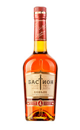 Коньяк Бастион 4 года 0,5 л