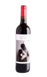 Вино Bodegas San Valero Celebrities Merlot 2018 0,75 л