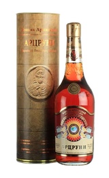 Коньяк Арцруни 8 лет 0,5 л