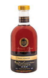 Коньяк Поздравительный 8 лет 0,5 л