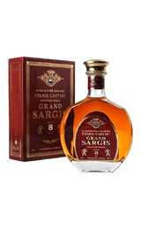 Коньяк Гранд Саргис 8 лет