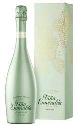 Игристое вино Torres Vina Esmeralda Brut 0,75 л