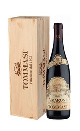 Вино Tommasi Amarone della Valpolicella Classico 2017 0,75 л