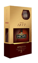 Коньяк Ной Араспел 5 лет 0,5 л